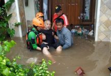 Kemendagri Jemput Bola Ganti Dokumen Korban Banjir